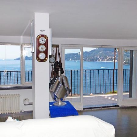 Nautilus Vista Mare Mozzafiato A 180 Gradi- Posto Auto Privato - 2 Camere Matrimoniali Piu 1 Divano Letto Singolo-Sky,Netflix-Wifi 200Mg Рапалло Экстерьер фото