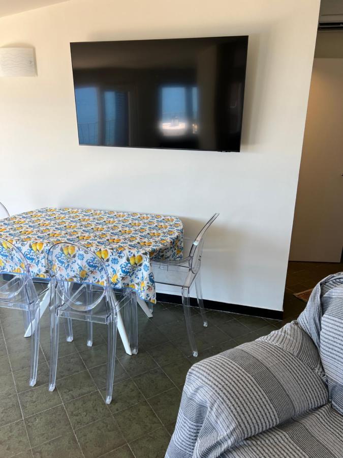 Nautilus Vista Mare Mozzafiato A 180 Gradi- Posto Auto Privato - 2 Camere Matrimoniali Piu 1 Divano Letto Singolo-Sky,Netflix-Wifi 200Mg Рапалло Экстерьер фото