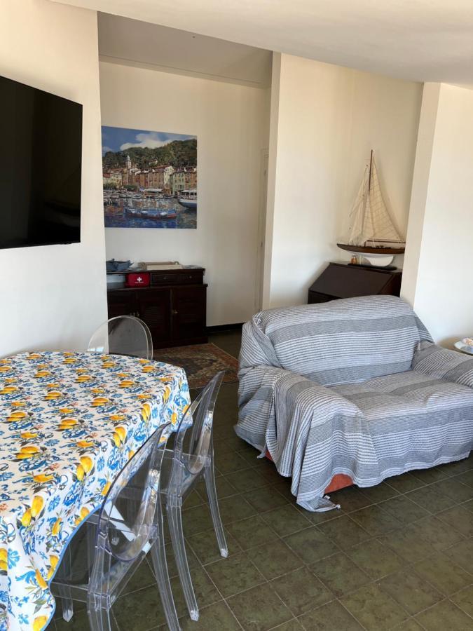 Nautilus Vista Mare Mozzafiato A 180 Gradi- Posto Auto Privato - 2 Camere Matrimoniali Piu 1 Divano Letto Singolo-Sky,Netflix-Wifi 200Mg Рапалло Экстерьер фото