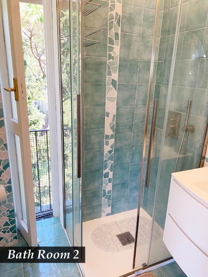 Nautilus Vista Mare Mozzafiato A 180 Gradi- Posto Auto Privato - 2 Camere Matrimoniali Piu 1 Divano Letto Singolo-Sky,Netflix-Wifi 200Mg Рапалло Экстерьер фото