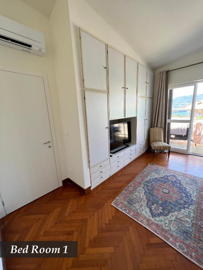 Nautilus Vista Mare Mozzafiato A 180 Gradi- Posto Auto Privato - 2 Camere Matrimoniali Piu 1 Divano Letto Singolo-Sky,Netflix-Wifi 200Mg Рапалло Экстерьер фото